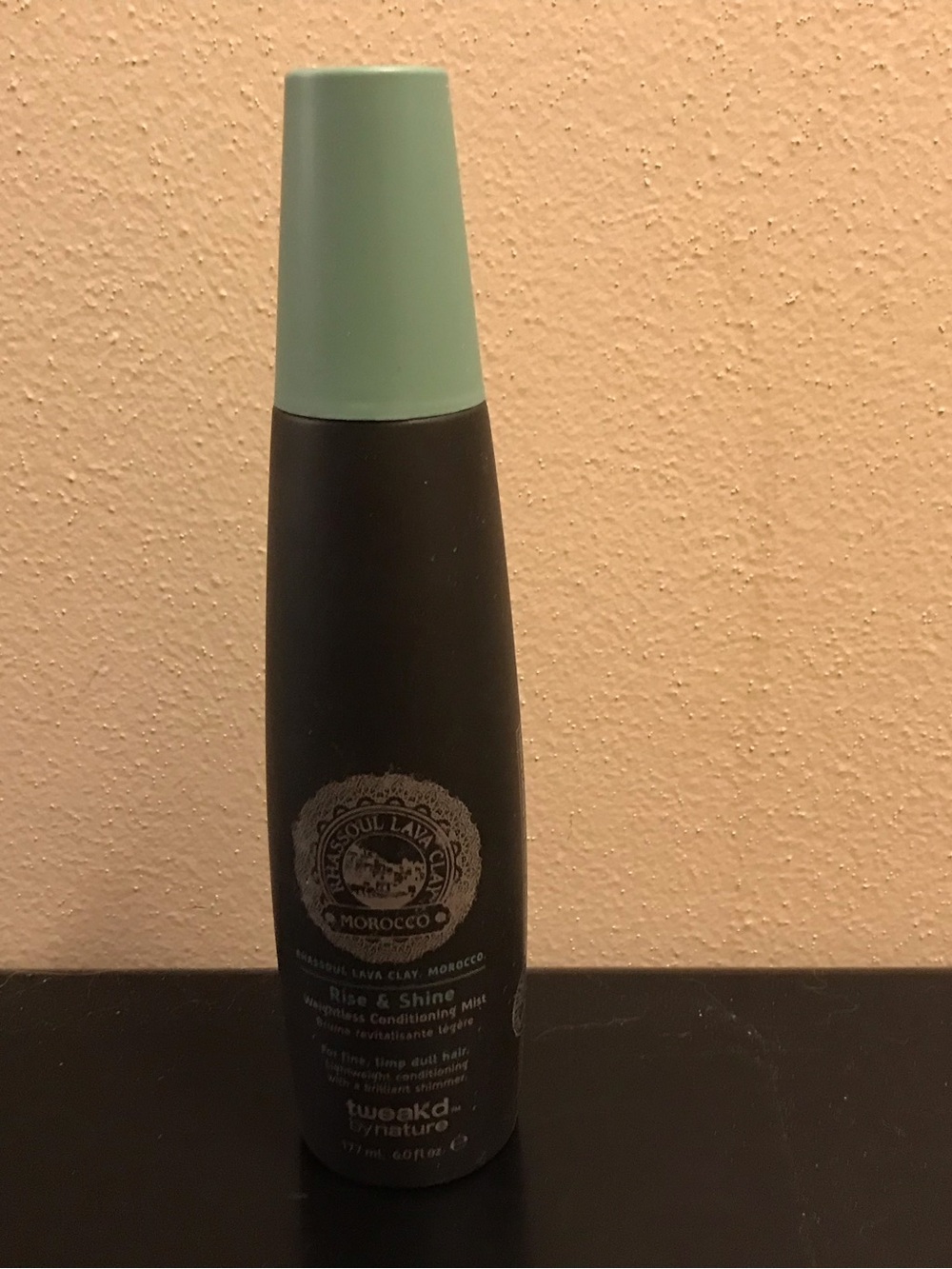 Tweakd by Nature Rise & Shine Conditioning Mist - Black Bottle with Mint Cap